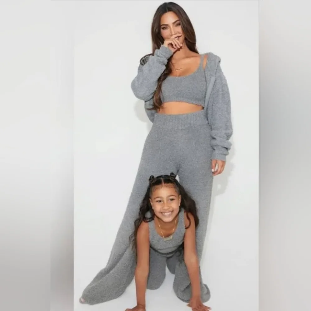 SKIMS GIRLS COZY TANK IN SMOKE 2T/3T/ NWT - Picture 8 of 8